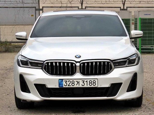 2022 BMW 6 Series GT (G32) 620d M 스포츠