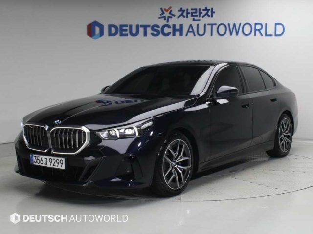 2026 BMW 5 Series (G60) 520i M 스포츠