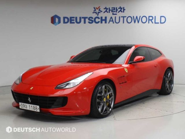 2017 Ferrari GTC4 루쏘 T3.9 V8