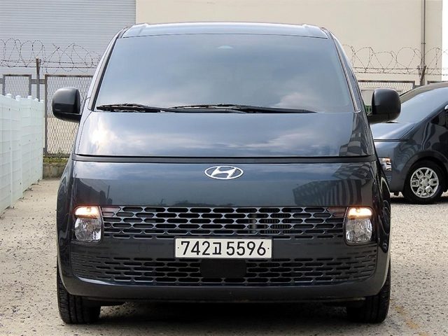 2023 Hyundai Staria 2WD 디젤 투어러 스마트 11인승