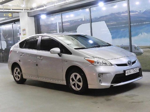 2013 Toyota Prius 1.8 E