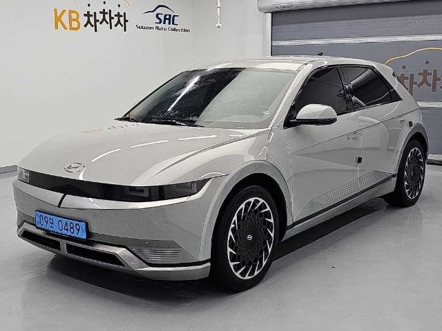 2022 Hyundai Ioniq 5 롱 레인지 4WD 프레스티지