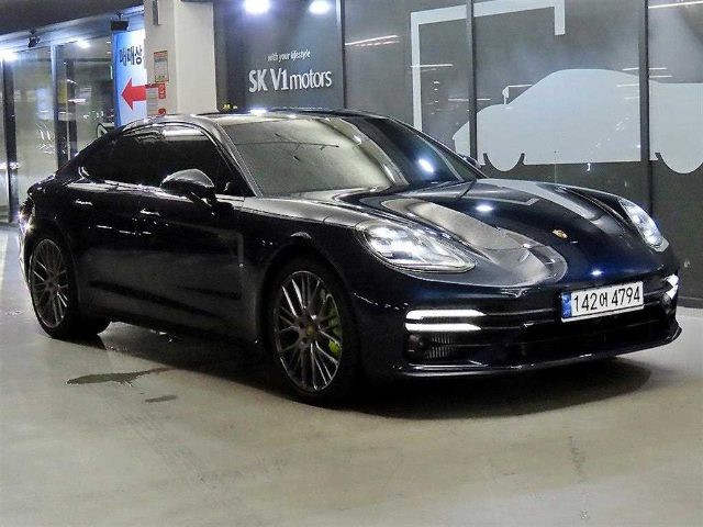 2023 Porsche Panamera (971) 2.9 4 E-HEV 플래티넘 에디션