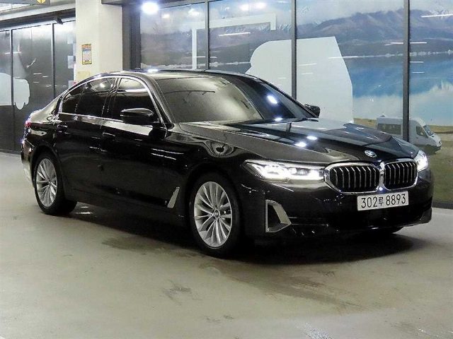 2023 BMW 5 Series (G30) 523d 럭셔리
