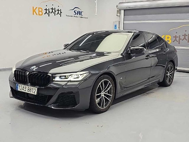 2021 BMW 5 Series (G30) 520i M 스포츠