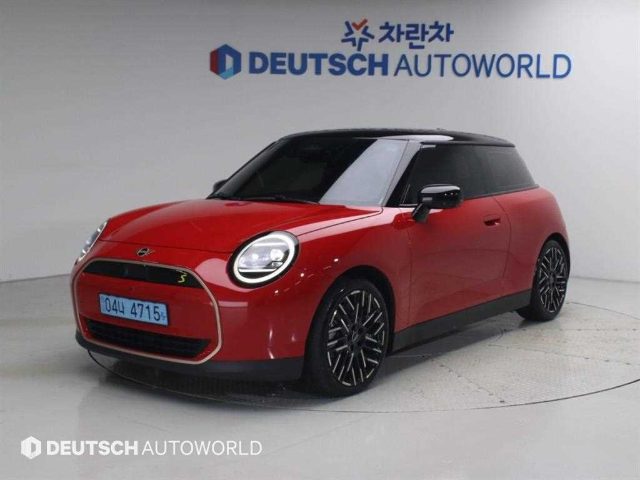 2025 MINI Cooper 일렉트릭 SE 페이버드