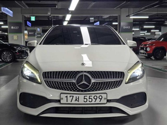2017 Mercedes-Benz A-Class W176 A200 AMG LINE