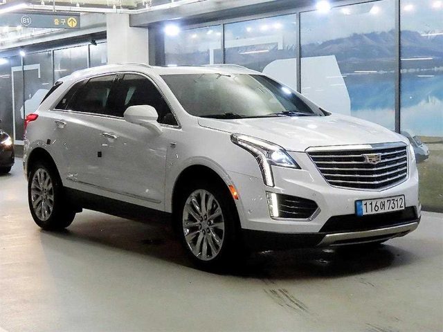 2018 Cadillac XT5 3.6 플래티넘 AWD