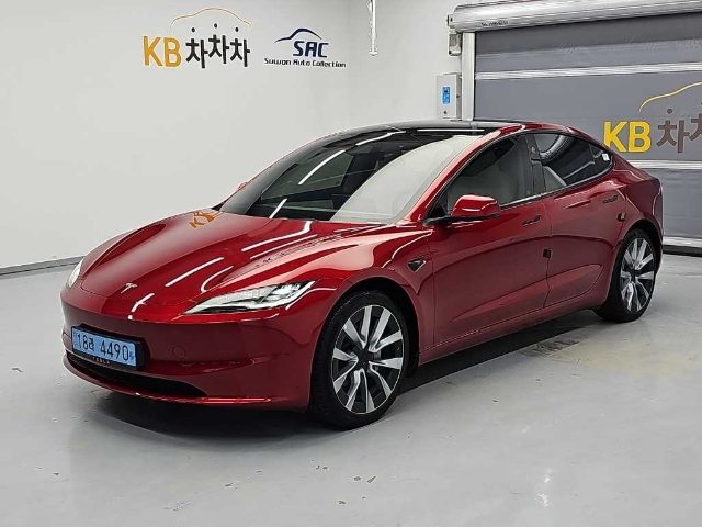 2024 Tesla Model 3 롱 레인지