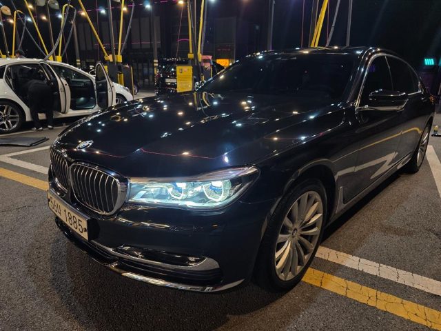2016 BMW 7 Series (G11) 740Li xDrive