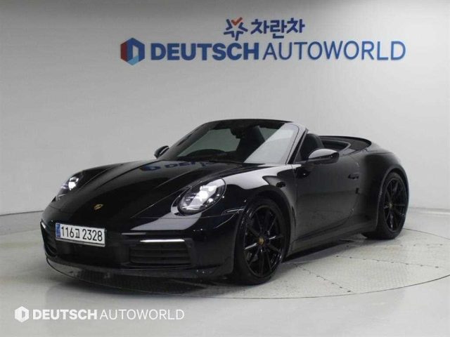 2020 Porsche 911 (992) 카레라 4 카브리올레