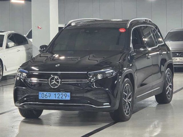 2023 Mercedes-Benz EQB (X243) EQB 300 4MATIC AMG 라인