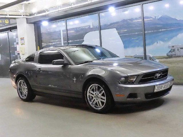 2010 Ford Mustang 5세대 쿠페