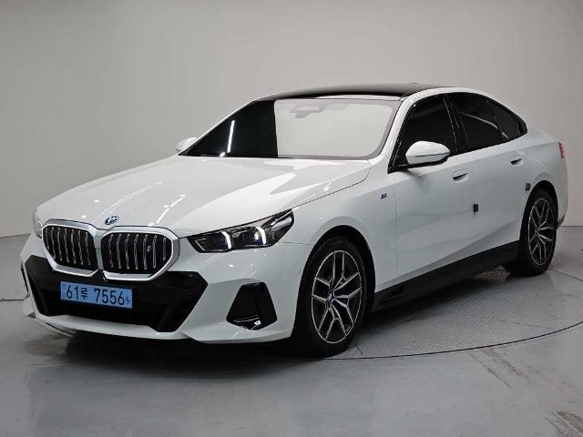 2025 BMW i5 xDrive 40 M 스포츠