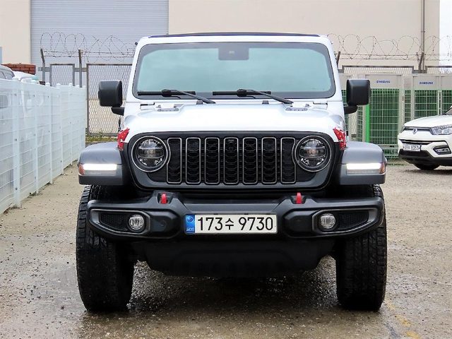 2022 Jeep Wrangler (JL) 2.0 루비콘 4도어 파워 탑