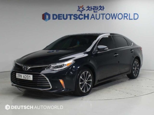 2018 Toyota Avalon 리미티드