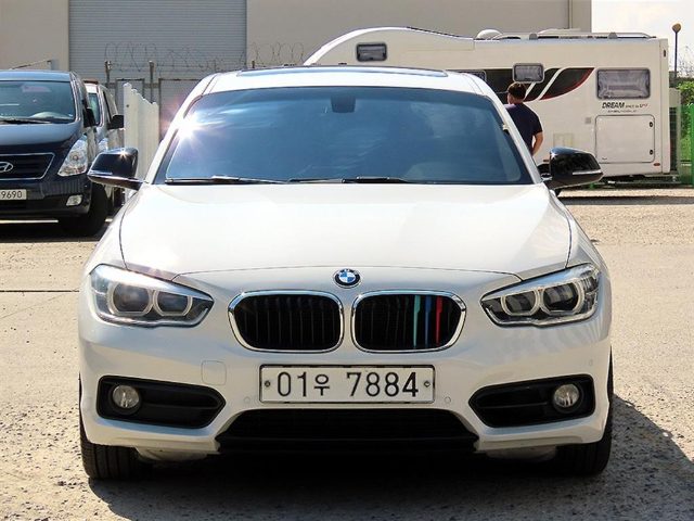 2015 BMW 1 Series (F20) 118d 스포츠