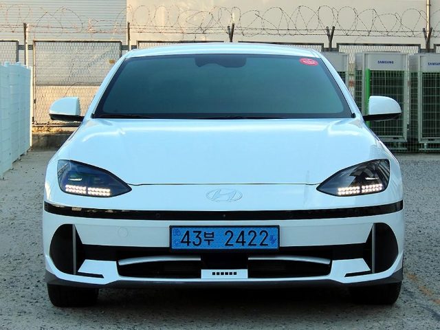 2022 Hyundai Ioniq 6 롱레인지 4WD 프레스티지