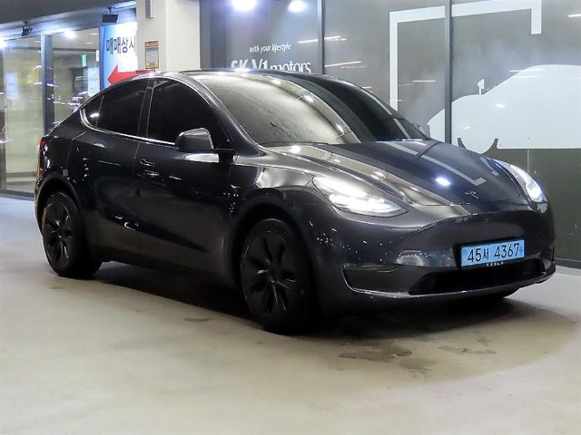 2024 Tesla Model Y 롱 레인지