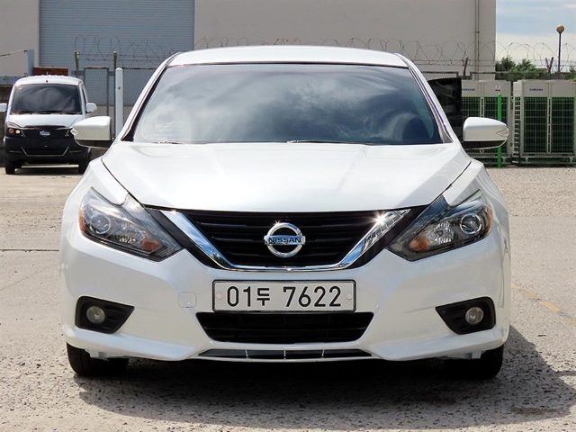 2017 Nissan Altima 2.5 스마트