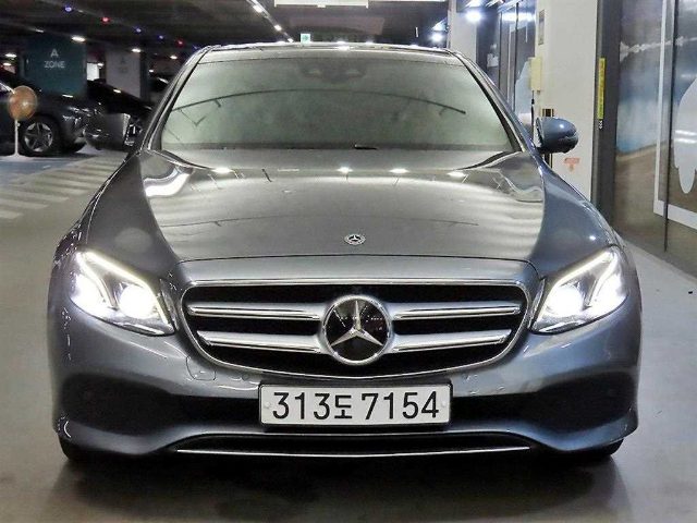 2020 Mercedes-Benz E-Class W213 E300 아방가르드