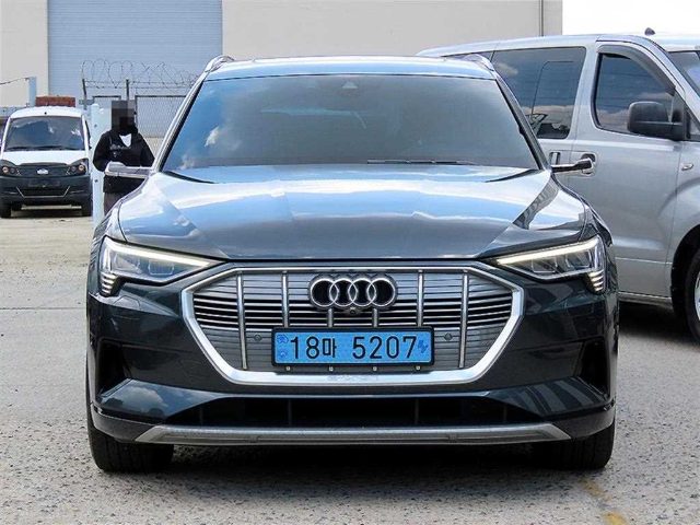 2021 Audi e-tron 55 콰트로