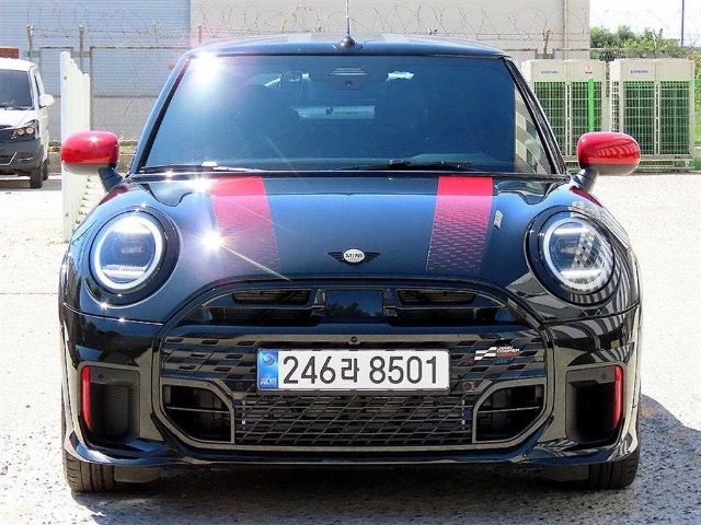 2025 MINI Cooper 컨버터블 (F67) JCW