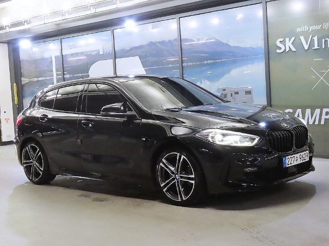 2021 BMW 1 Series (F40) 120i M 스포츠