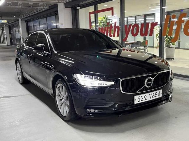 2017 Volvo S90 T5 모멘텀