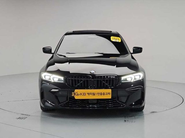 2025 BMW 3 Series (G20) 320i M 스포츠