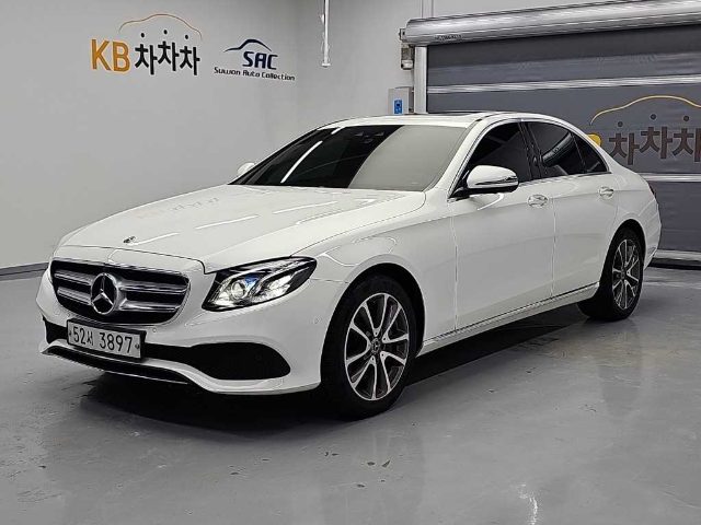 2019 Mercedes-Benz E-Class W213 E300 4MATIC 아방가르드