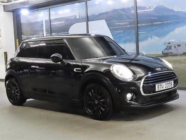 2018 MINI Cooper 기본형 3세대