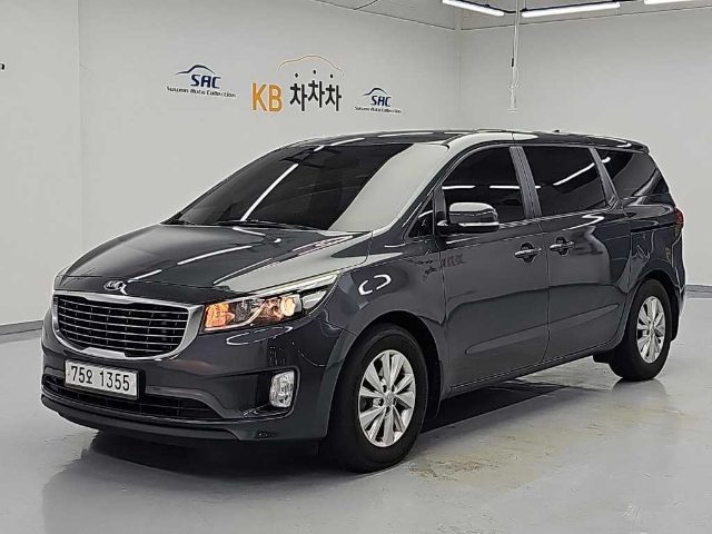2015 Kia Carnival 디젤 11인승 디럭스