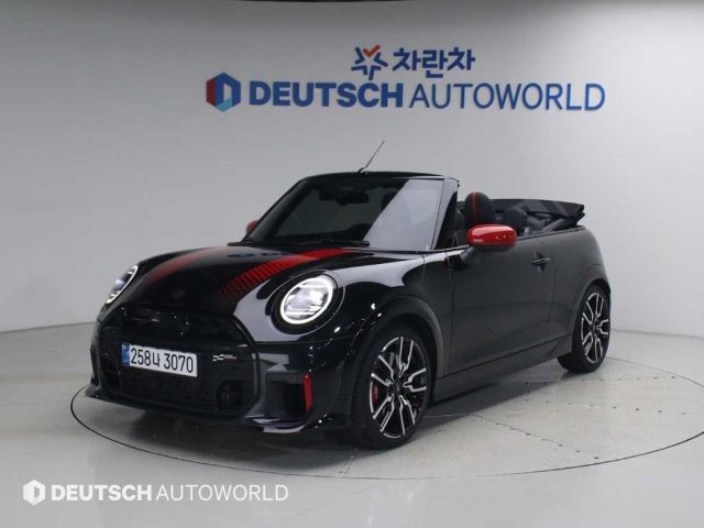 2025 MINI Cooper 컨버터블 (F67) JCW