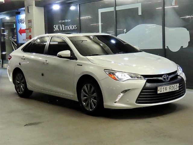 2017 Toyota Camry (XV70) 2.5 하이브리드 XLE