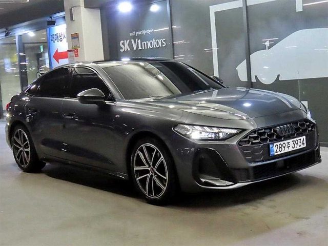 2025 Audi A5 (B10) 45 TFSI 콰트로 S-라인?