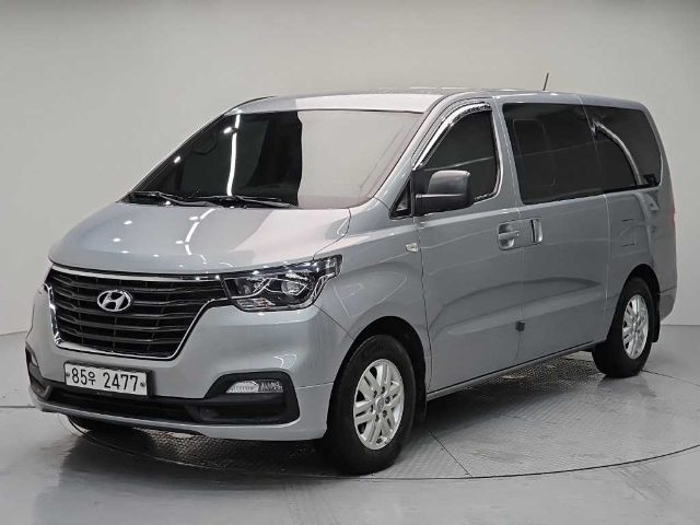 2020 Hyundai Starex 2WD 밴 5인승 모던