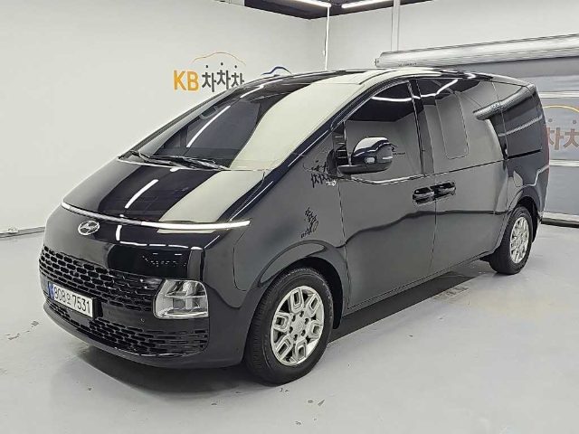 2023 Hyundai Staria 2WD 디젤 카고 모던 5인승