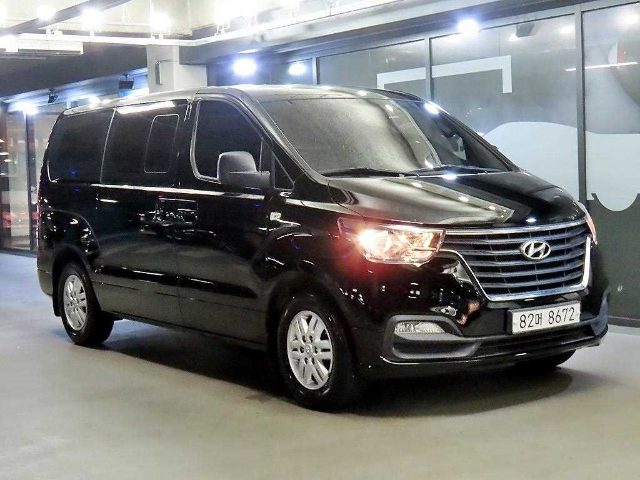 2020 Hyundai Starex 2WD 밴 5인승 모던