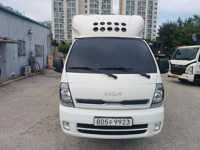 2022 Kia Bongo 3 전동식 1.2톤/표준캡/초장축 윙바디