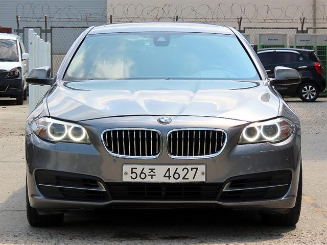 2015 BMW 5 Series (F10) 528i xDrive