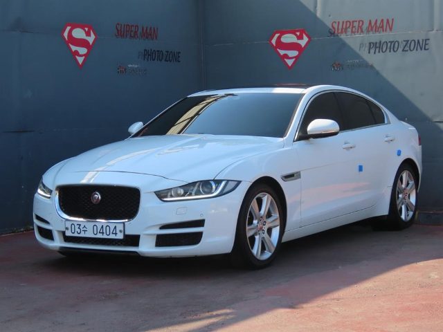 2016 Jaguar XE 2.0D 프레스티지