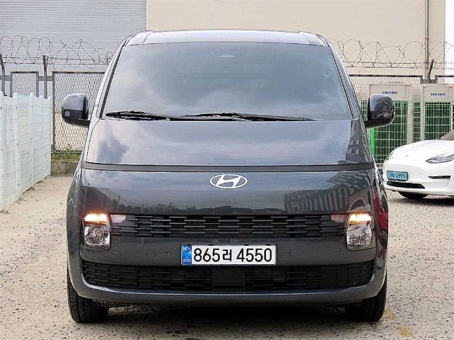 2026 Hyundai Staria 카고 모던 5인승