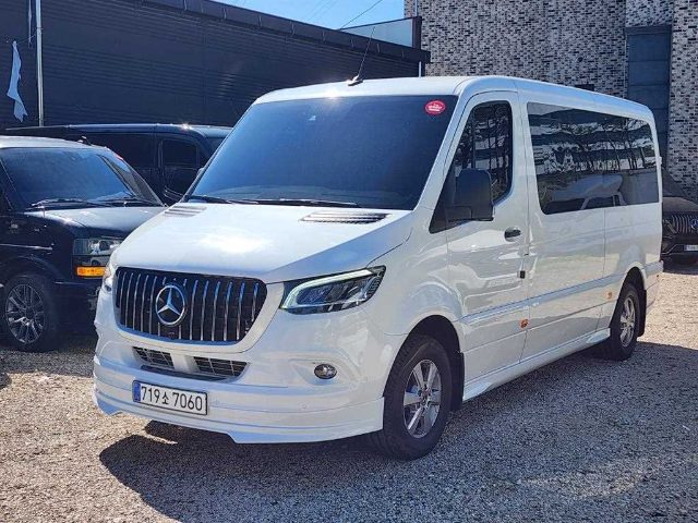 2024 Mercedes-Benz Sprinter (VS30) 319 CDi 유로스타 VIP