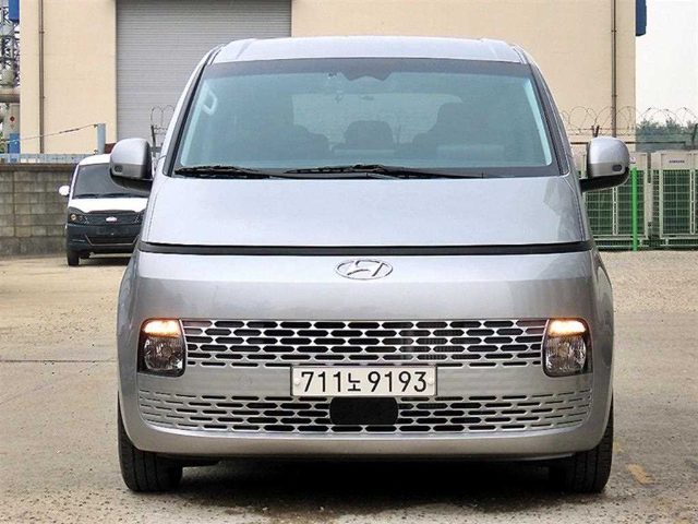 2021 Hyundai Staria 4WD 디젤 투어러 모던 11인승