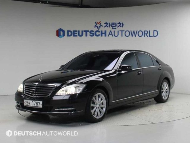 2009 Mercedes-Benz S-Class -W221 S500L