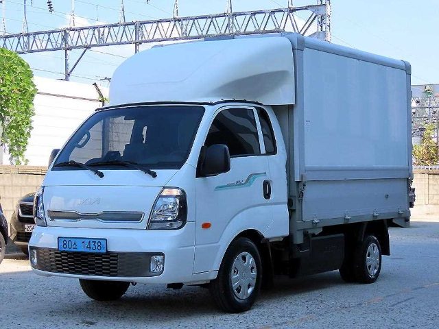 2024 Kia Bongo 3 (EV) 전동식/킹캡/초장축 GL 윙바디