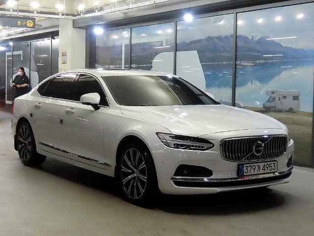 2025 Volvo S90 B5 울트라