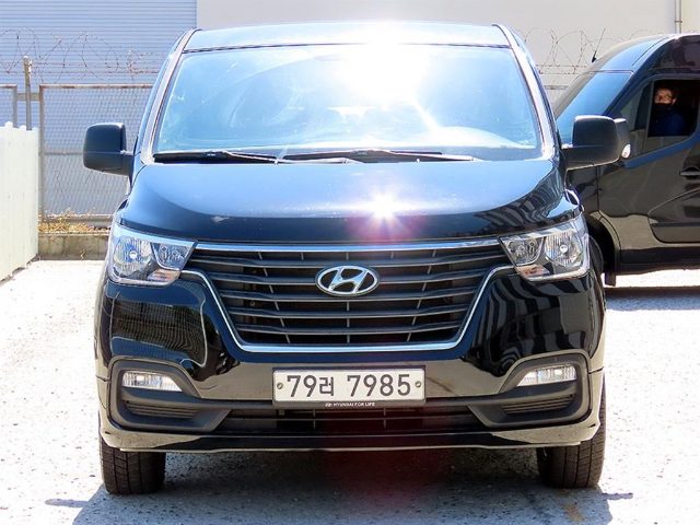 2020 Hyundai Starex 2WD 웨건 11인승 모던