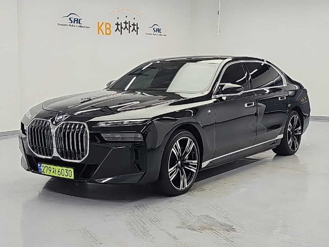 2023 BMW 7 Series (G70) 750e xDrive M 스포츠